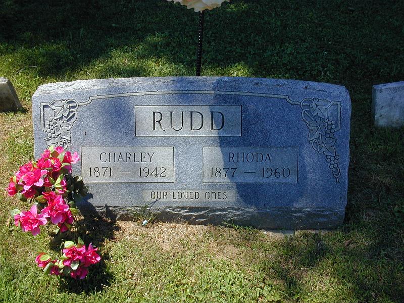 Rudd, Charlie & Rhoda.jpg
